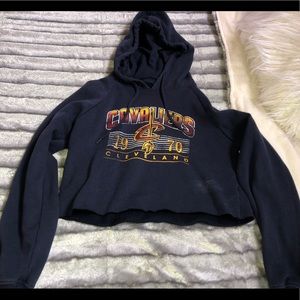 Cavs cropped sweatshirt